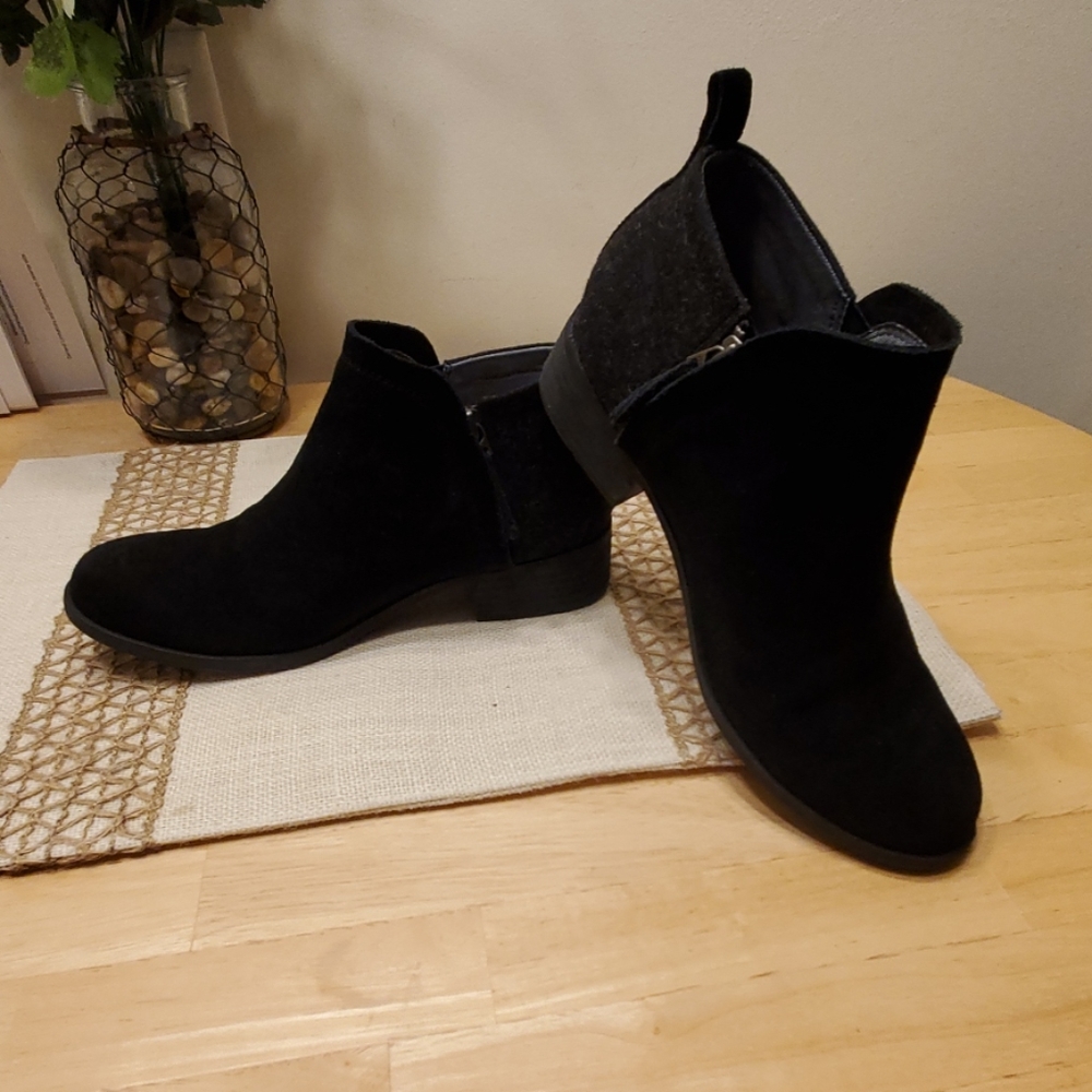 Toms Deia black & grey bootie - size 7.5